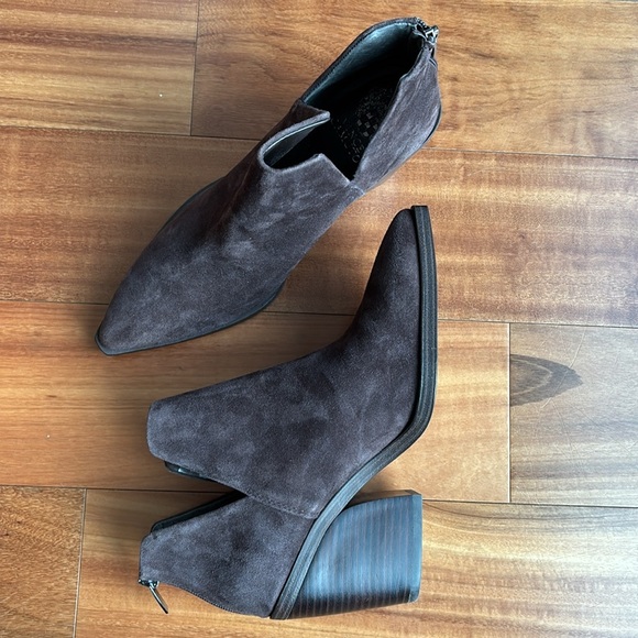 NWOT Vince Camuto ankle boots - Picture 7 of 12